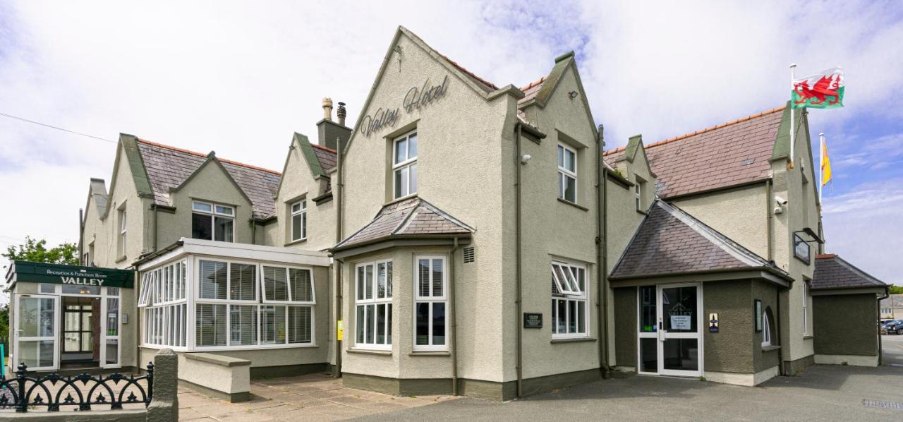 The Valley Hotel, Anglesey المظهر الخارجي الصورة