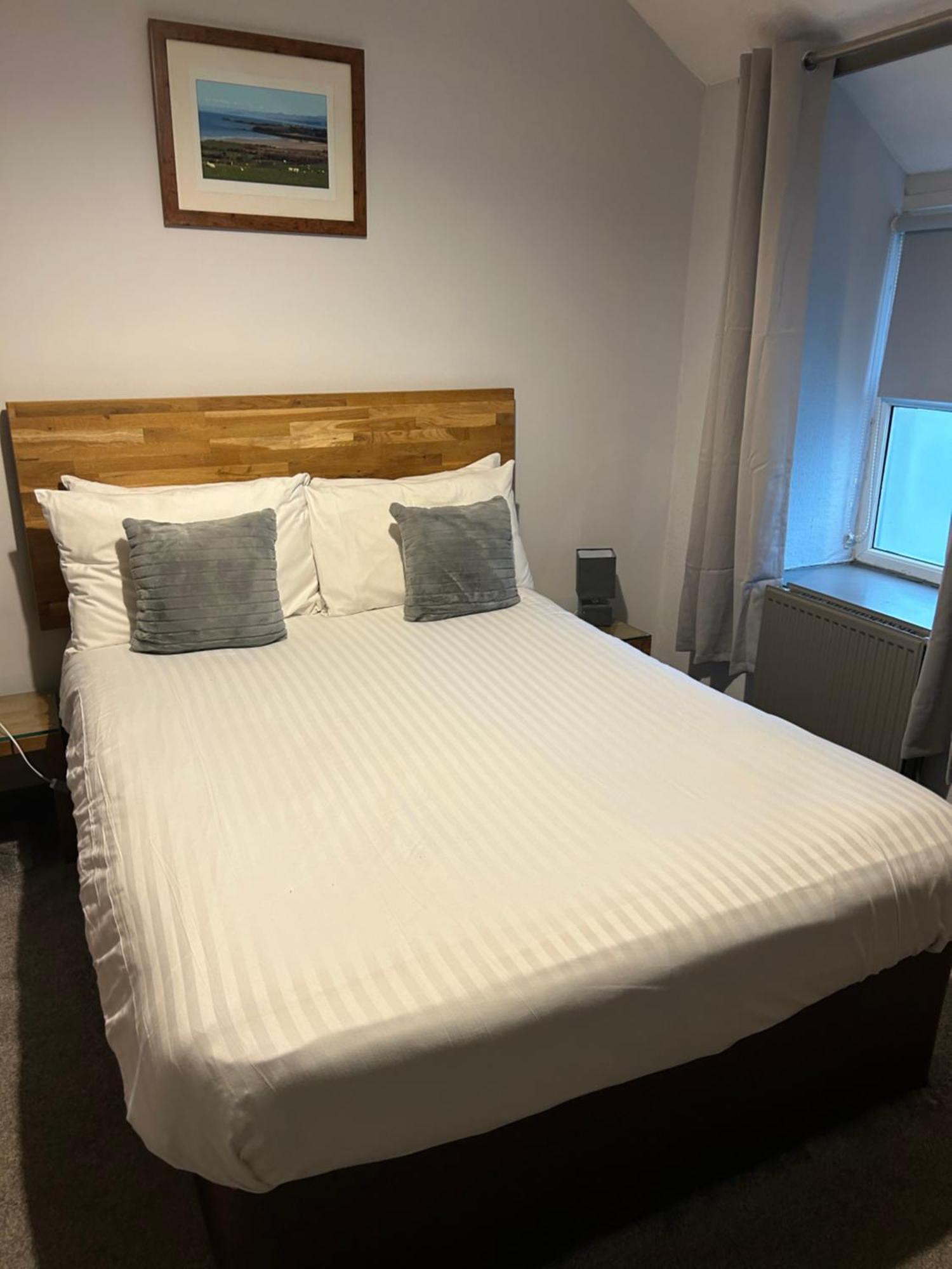 The Valley Hotel, Anglesey المظهر الخارجي الصورة